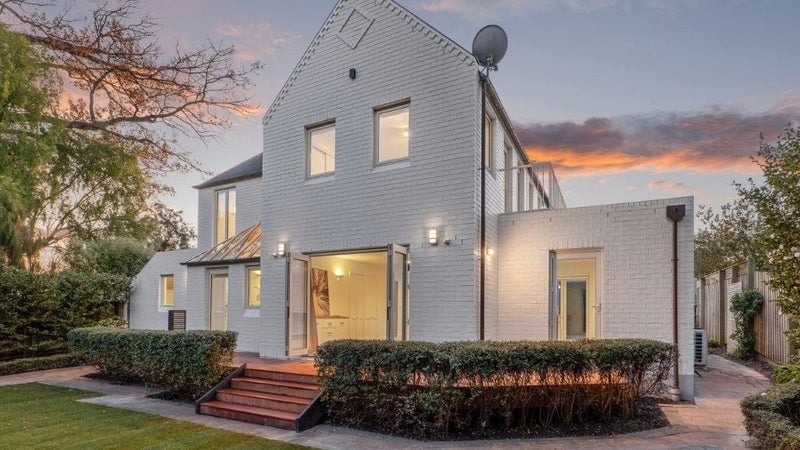 32 Wai-Iti Terrace, Burnside, Christchurch - Carousel 1