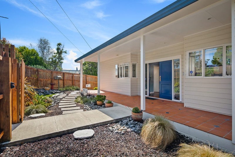 32 Bernard Magnus Lane, Greenhithe, Auckland - Carousel 1