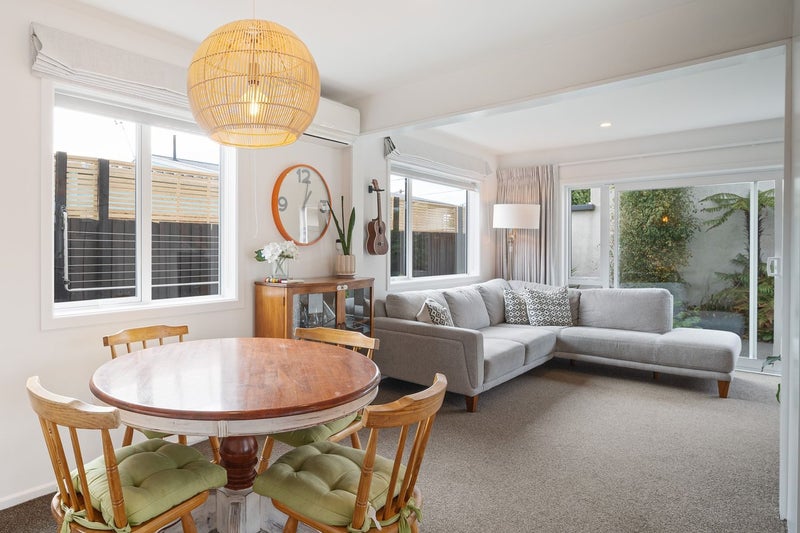 2/194 Hastings Street East, Waltham, Christchurch - Carousel 1