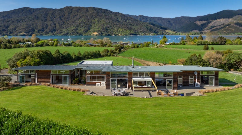 349 Anakiwa Road, Anakiwa, Picton - Carousel 1