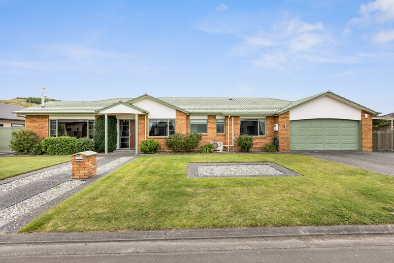 10 Malbec Way, Greenmeadows, Napier - Carousel 1