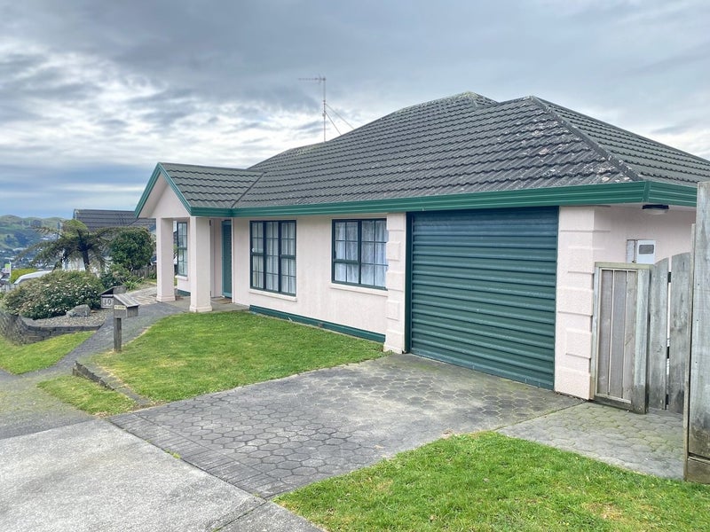 10 Kentwood Drive, Woodridge, Wellington - Carousel 1