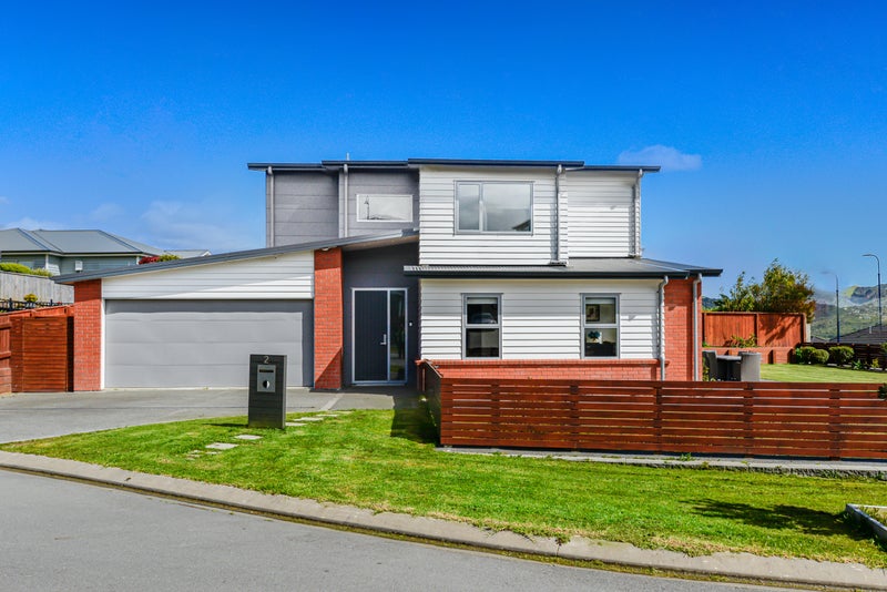 2 Naureen Palmer Grove, Aotea, Porirua - Carousel 2