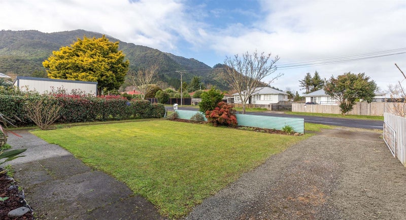 8 Bracken Avenue, Te Aroha, Te Aroha - Carousel 16