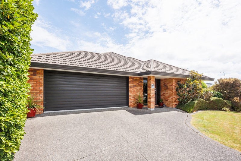 36 Tennyson Avenue, Kelvin Grove, Palmerston North - Carousel 25