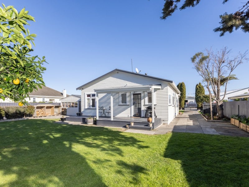 306 Fenwick Street, Mayfair, Hastings - Carousel 2