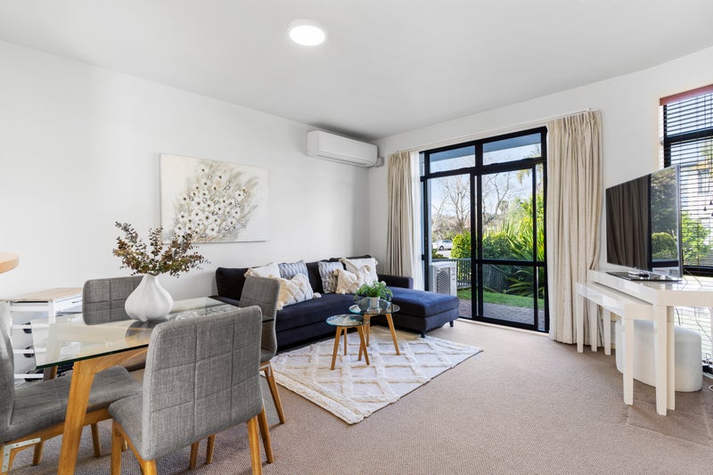 95/2 Armoy Drive, East Tamaki, Auckland - Carousel 2