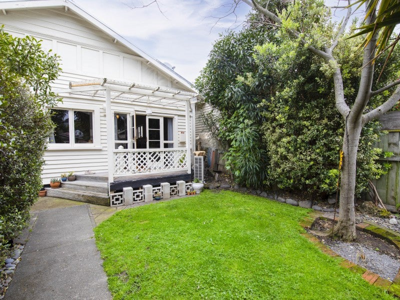 27 Carnell Street, Napier South, Napier - Carousel 1
