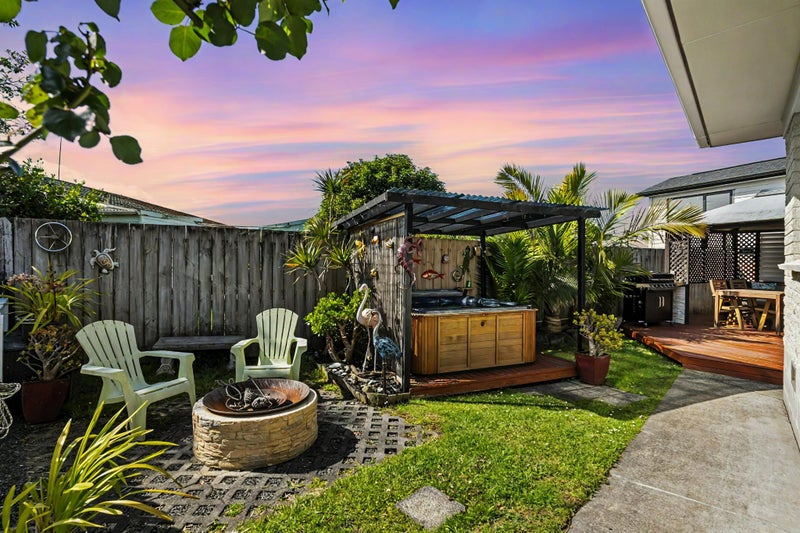 2/38 Blacklock Avenue, Henderson, Auckland - Carousel 2