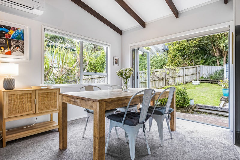 12 Eugen Place, Bayview, Auckland - Carousel 2
