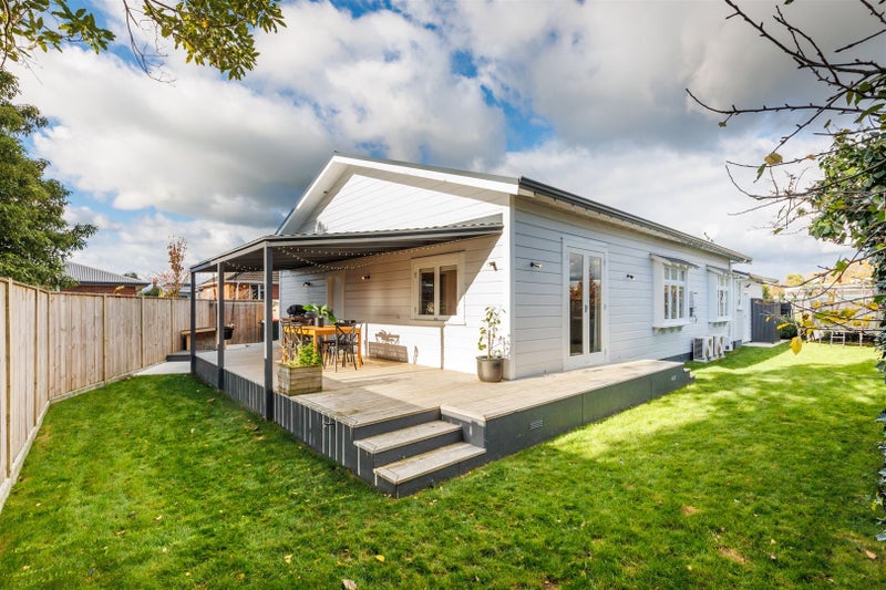 101 Limbrick Street, Terrace End, Palmerston North - Carousel 1