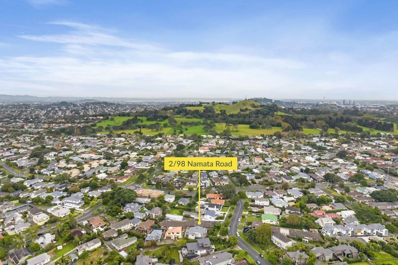 2/98 Namata Road, Onehunga, Auckland - Carousel 16