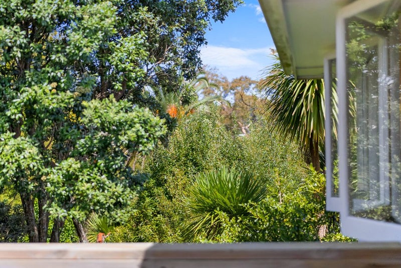 4 Glengarry Road, Glen Eden, Auckland - Carousel 2