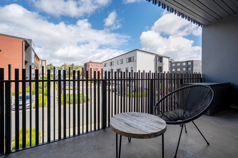 101/36C Greenslade Crescent, Northcote, Auckland - Carousel 2