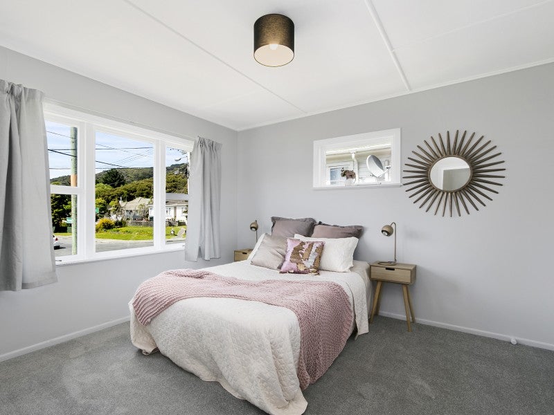 14 Puriri Street, Wainuiomata, Lower Hutt - Carousel 2