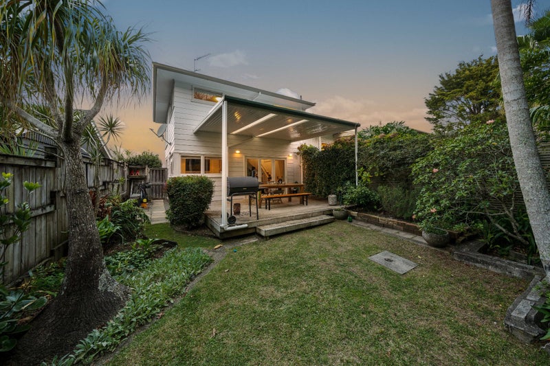 6A Tipene Place, Meadowbank, Auckland - Carousel 1