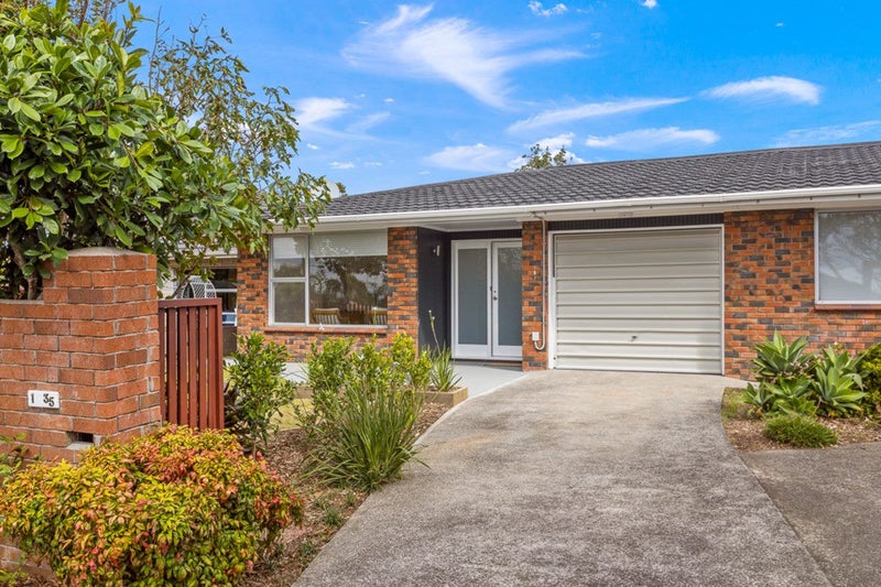 1/35 Lynwood Road, New Lynn, Auckland - Carousel 1