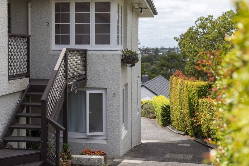 3/25 Cathedral Place, Parnell, Auckland - Carousel 1