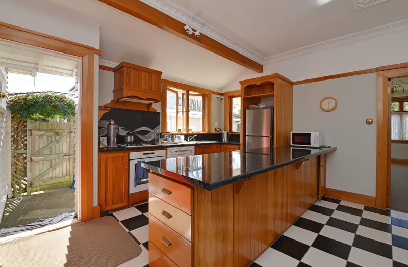 11 Birch Street, Hutt Central, Lower Hutt - Carousel 2