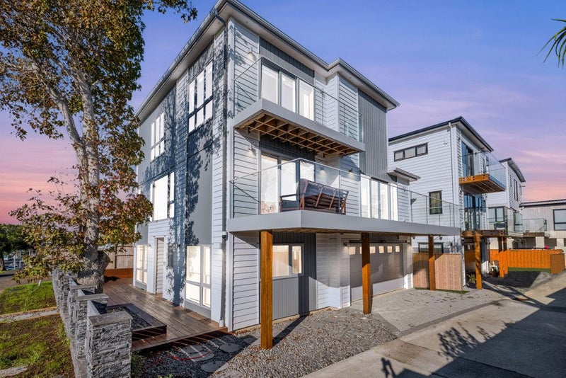 147A Clovelly Road, Bucklands Beach, Auckland - Carousel 2