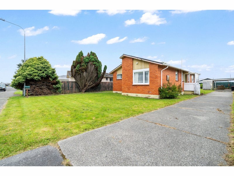 71 Lauder Crescent, Heidelberg, Invercargill - Carousel 1