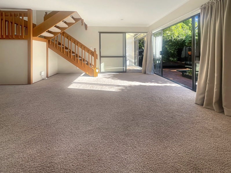 2/136 Karori Road, Karori, Wellington - Carousel 2