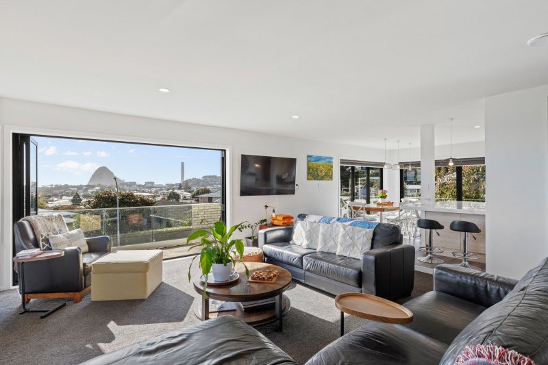 9 Norwich Avenue, Spotswood, New Plymouth - Carousel 2