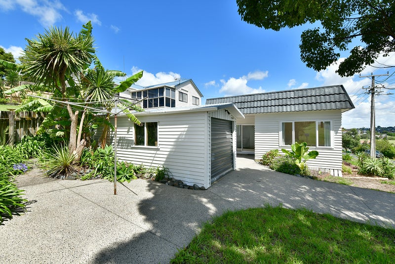 4 Bonita Avenue, Stanmore Bay, Whangaparaoa - Carousel 1