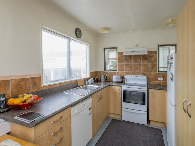 246 Hokio Beach Road, Levin, Levin - Carousel 2