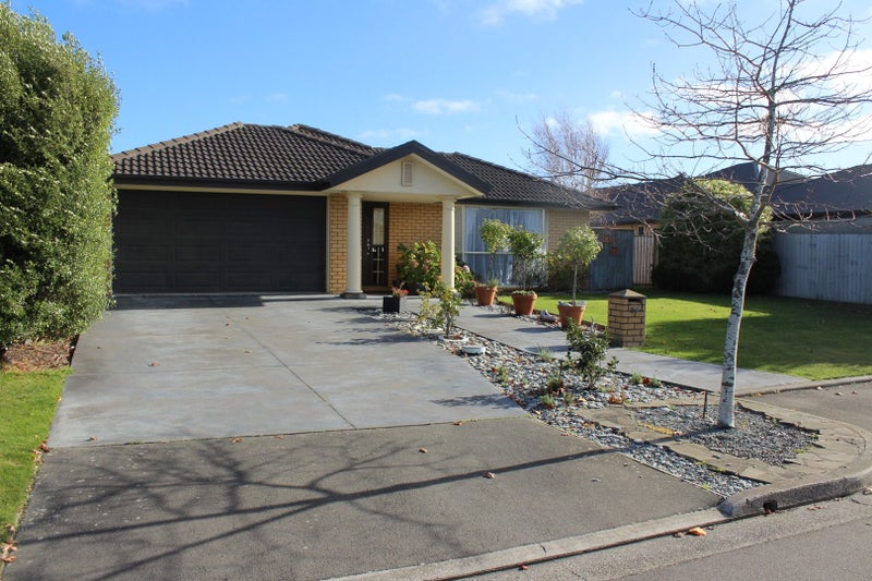 64 Kinsella Crescent, Aidanfield, Christchurch - Carousel 1