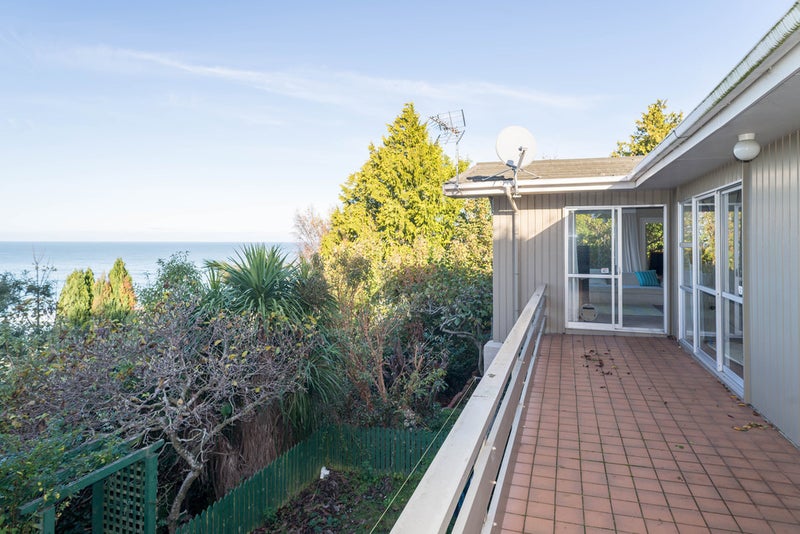 99 Ravenswood Road, Saint Clair, Dunedin - Carousel 1