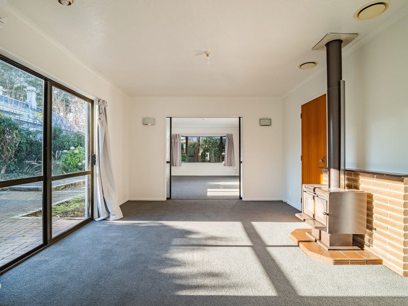 6B Bright Street, Belleknowes, Dunedin - Carousel 2