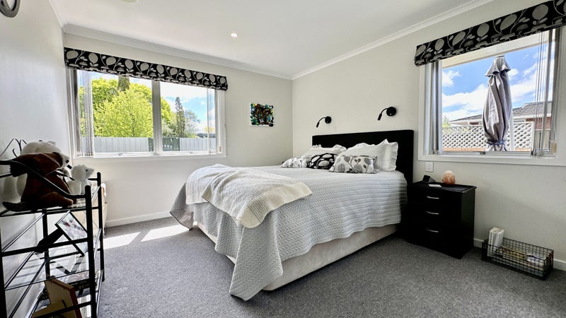 8 Davidson Street, Allenton, Ashburton - Carousel 2