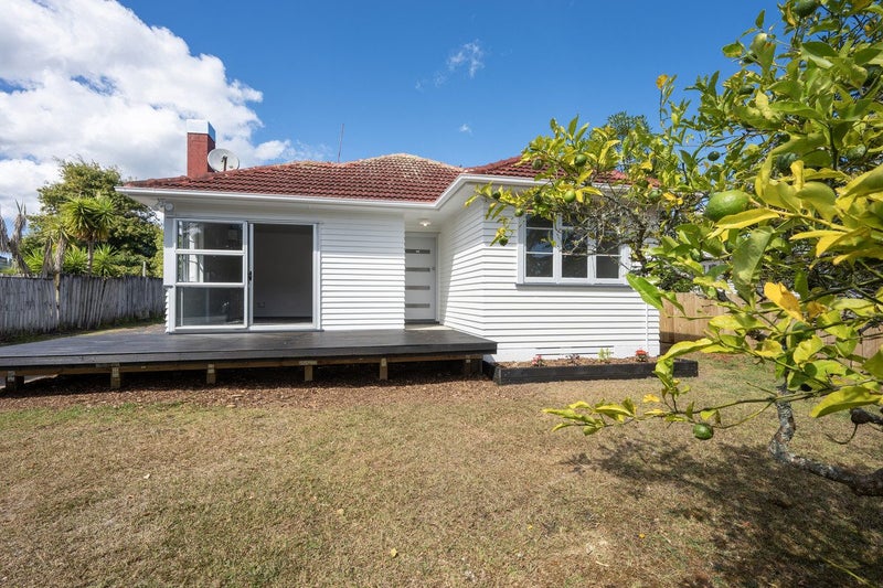 1/494 Swanson Road, Ranui, Auckland - Carousel 1