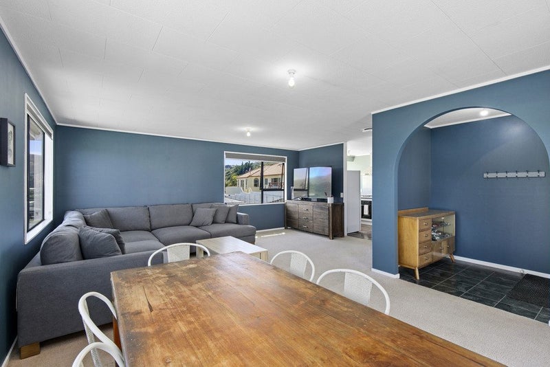 114 Major Drive, Kelson, Lower Hutt - Carousel 2