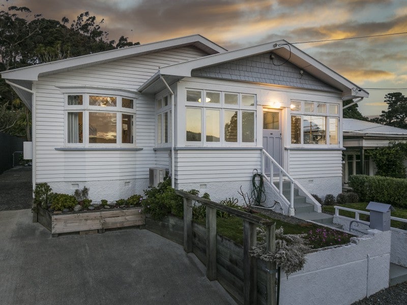 24 Antico Street, Melrose, Wellington - Carousel 1