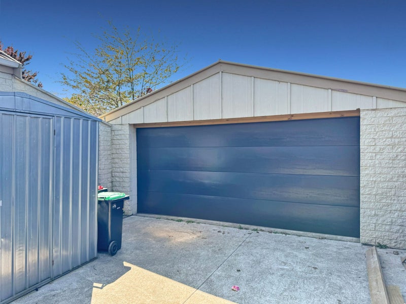 16 Karnak Crescent, Russley, Christchurch - Carousel 14