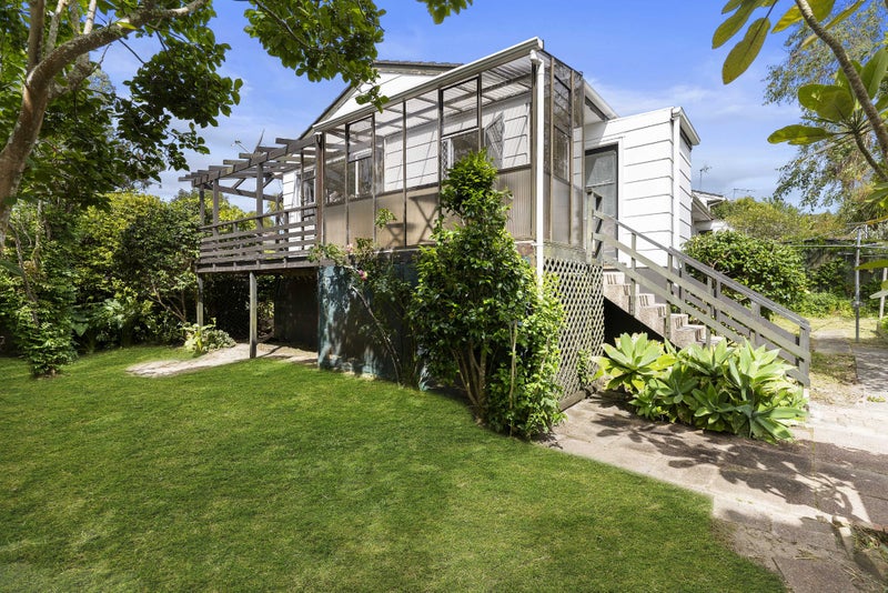 4/36A Sunnynook Road, Sunnynook, Auckland - Carousel 1