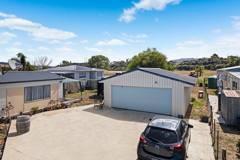 27 Kowhai Avenue, KAIAUA, MIRANDA - Carousel 2