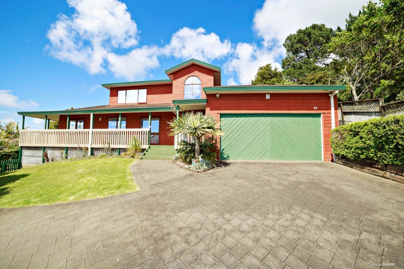 51 Bushlands Park Drive, Albany, Auckland - Carousel 1