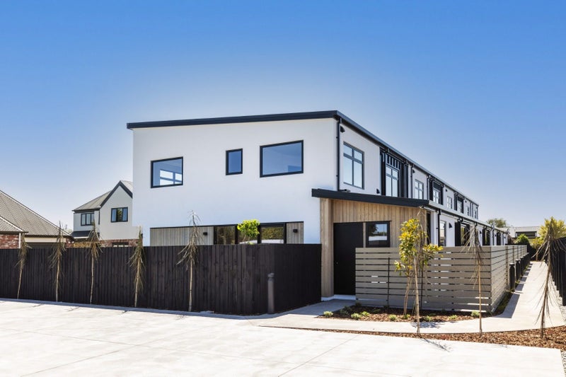 1/46B Division Street, Riccarton, Christchurch - Carousel 1