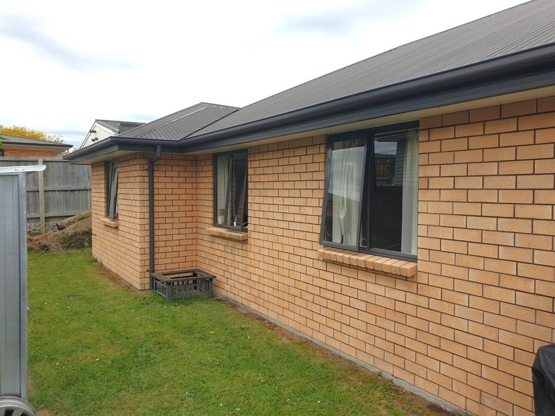 25 Somme Crescent, Hillcrest, Hamilton - Carousel 2