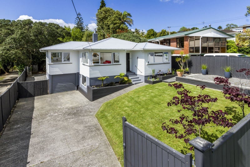 15 Moore Street, Hillcrest, Auckland - Carousel 2
