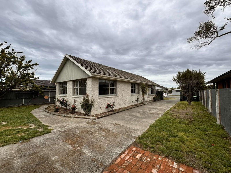 461 Mairehau Road, Parklands, Christchurch - Carousel 1