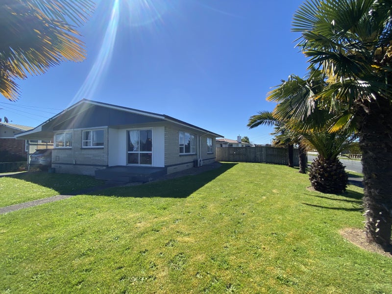 7 Betley Crescent, Fairview Downs, Hamilton - Carousel 1