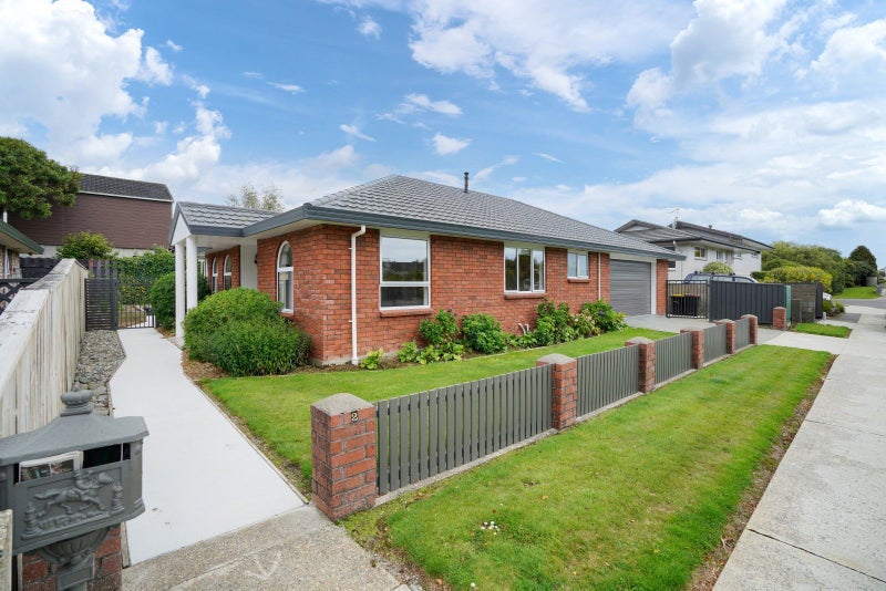 2 Elm Crescent, Gladstone, Invercargill - Carousel 1