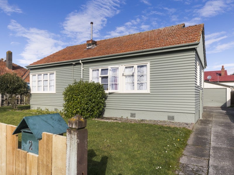 2 Koromiko Avenue, Roslyn, Palmerston North - Carousel 1