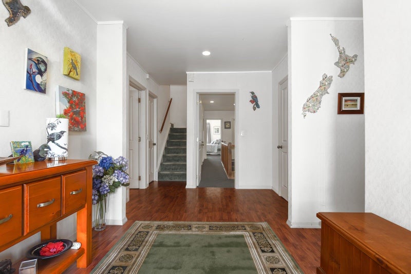 8 Stonebridge Park Drive, Holdens Bay, Rotorua - Carousel 2