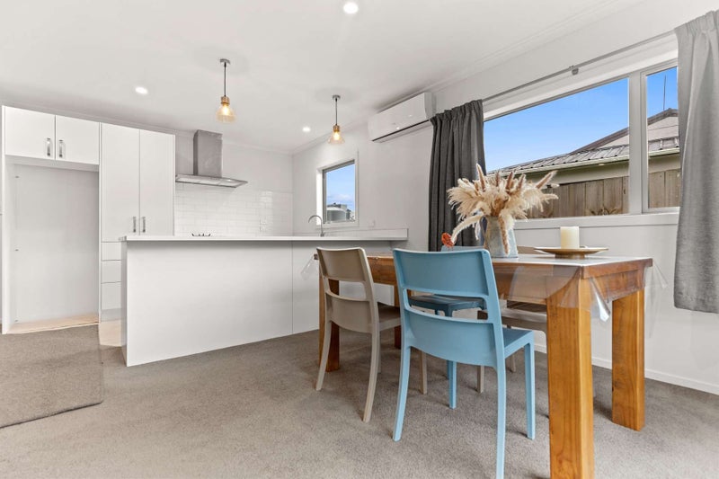 1/11 Maynard Place, Temple View, Hamilton - Carousel 2