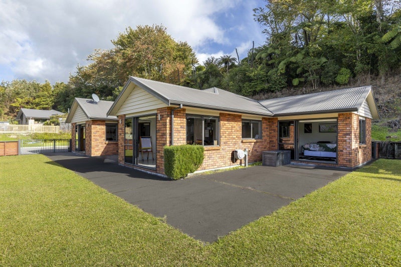 12C Cherry Lane, Hurdon, New Plymouth - Carousel 1